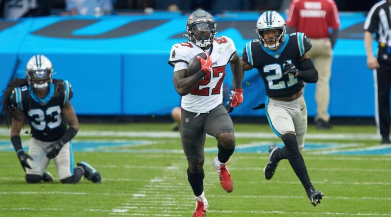 Tampa Bay RB Ronald Jones cherche une super finition - Orange County Register